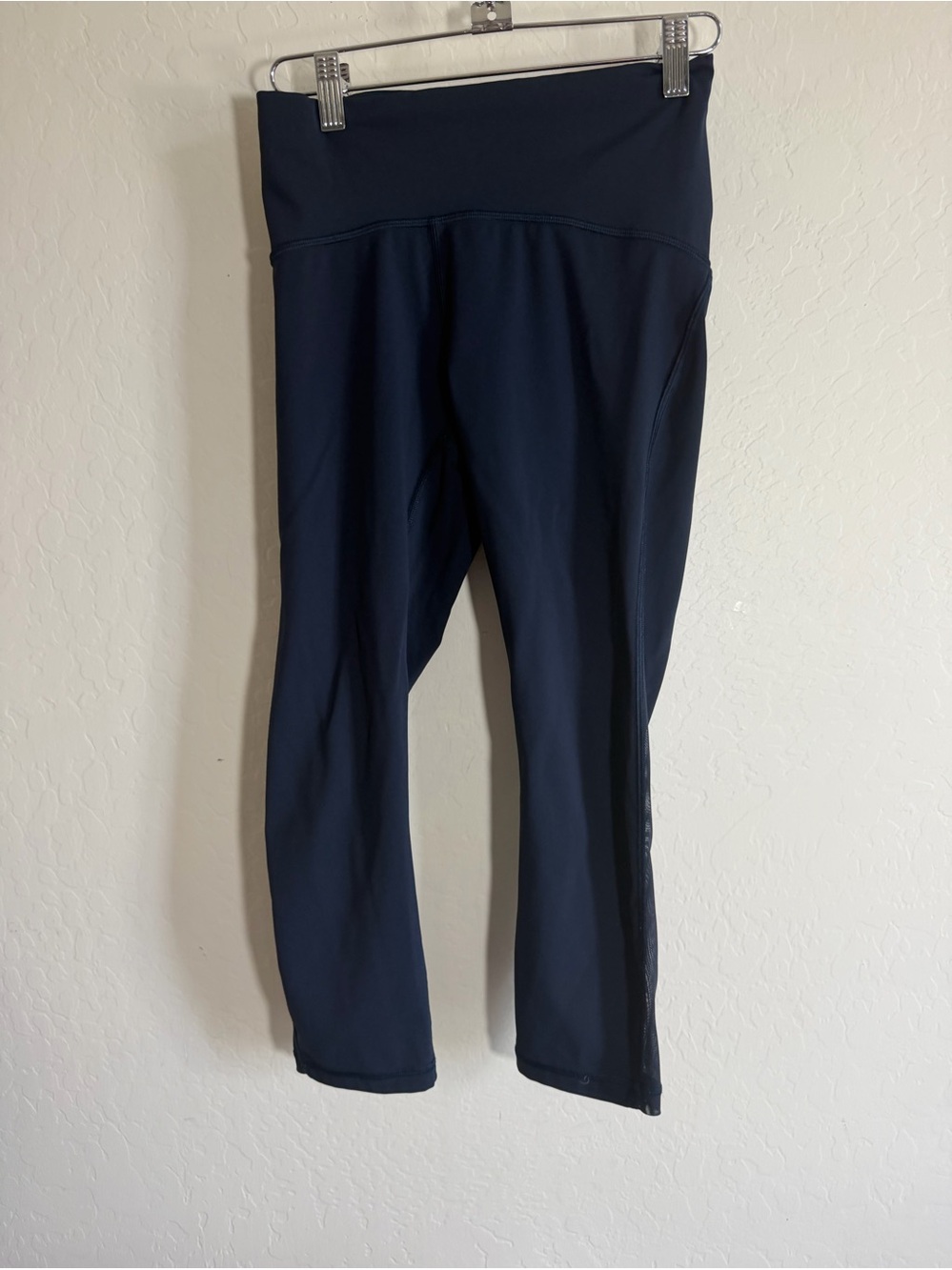 Lululemon Navy Blue High Rise Cropped Leggings Mesh Calf Side Panel Detail 6